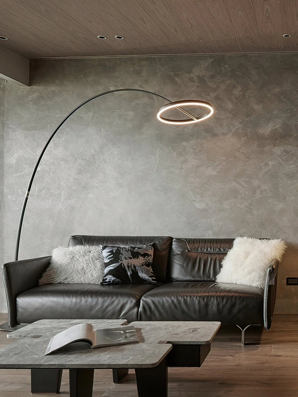 Metavaya Floor lamp SOL Mega Floor Lamp