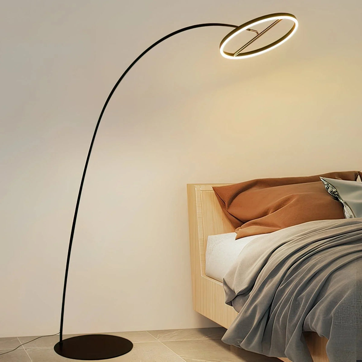 Metavaya Floor lamp SOL Mega Floor Lamp