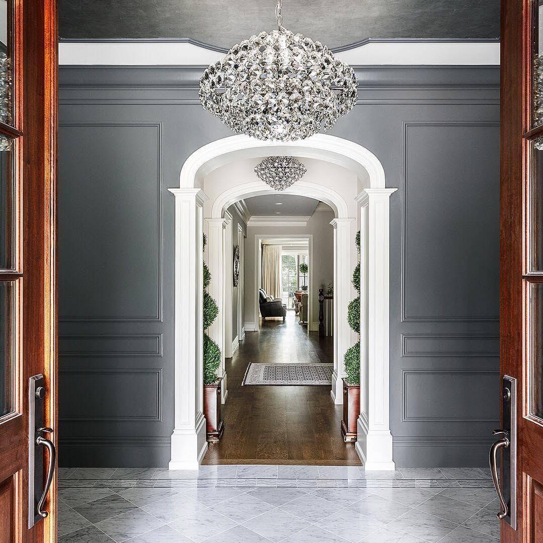 Metavaya Chandelier Sanger small chandelier