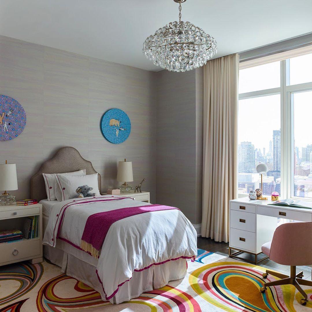Metavaya Chandelier Sanger small chandelier