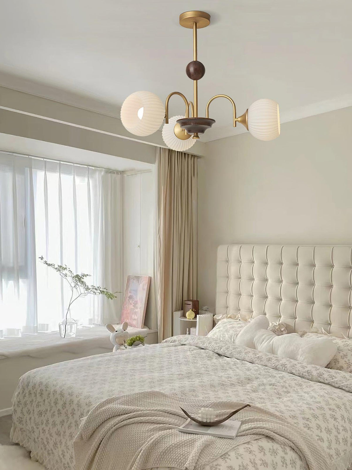 Metavaya Chandelier Sculptural Glass Ribbed Chandelier
