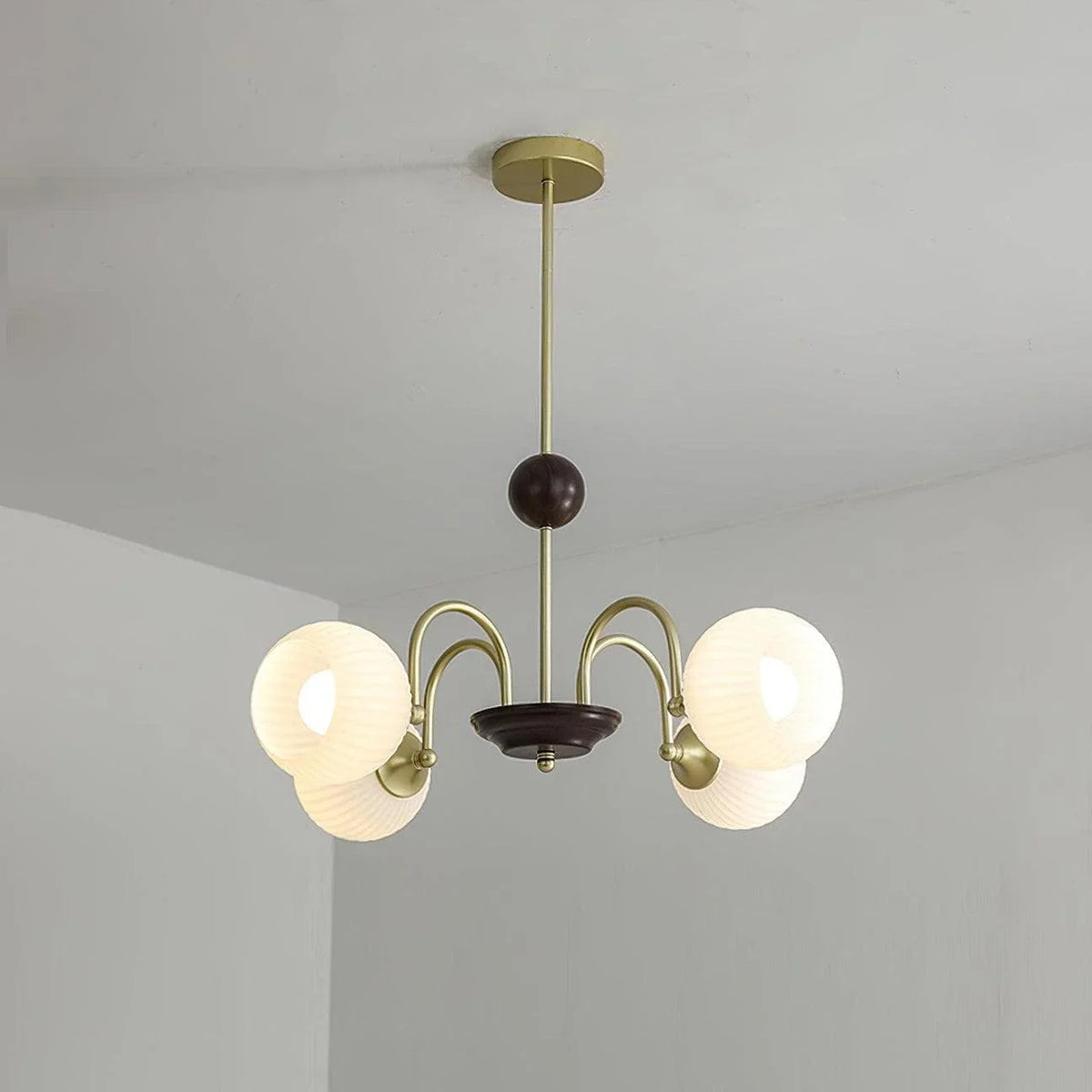 Metavaya Chandelier 4 heads Size: Dia 70cm x H 33cm / ∅ 27.6″ x H 13″ / Gold Sculptural Glass Ribbed Chandelier 6938617790066 M2023101105-2