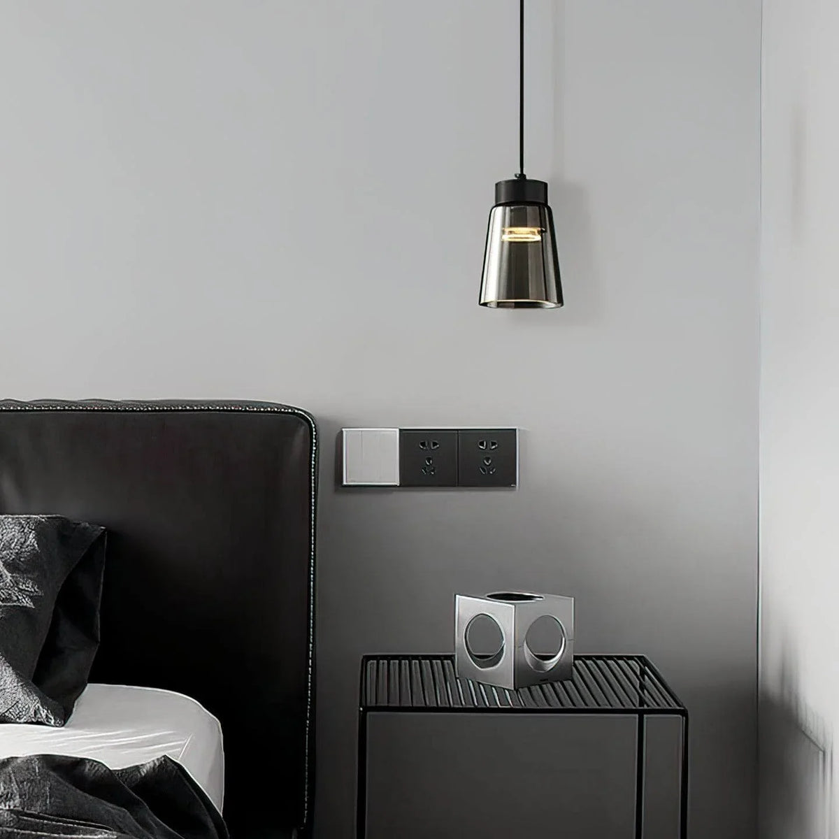 Metavaya Pendant lamp Dia 12cm x H 16cm / ∅ 4.7″ x H 6.3″ / Black Smoke Cone Pendant Lamp 6938617781101 W2023081104-1