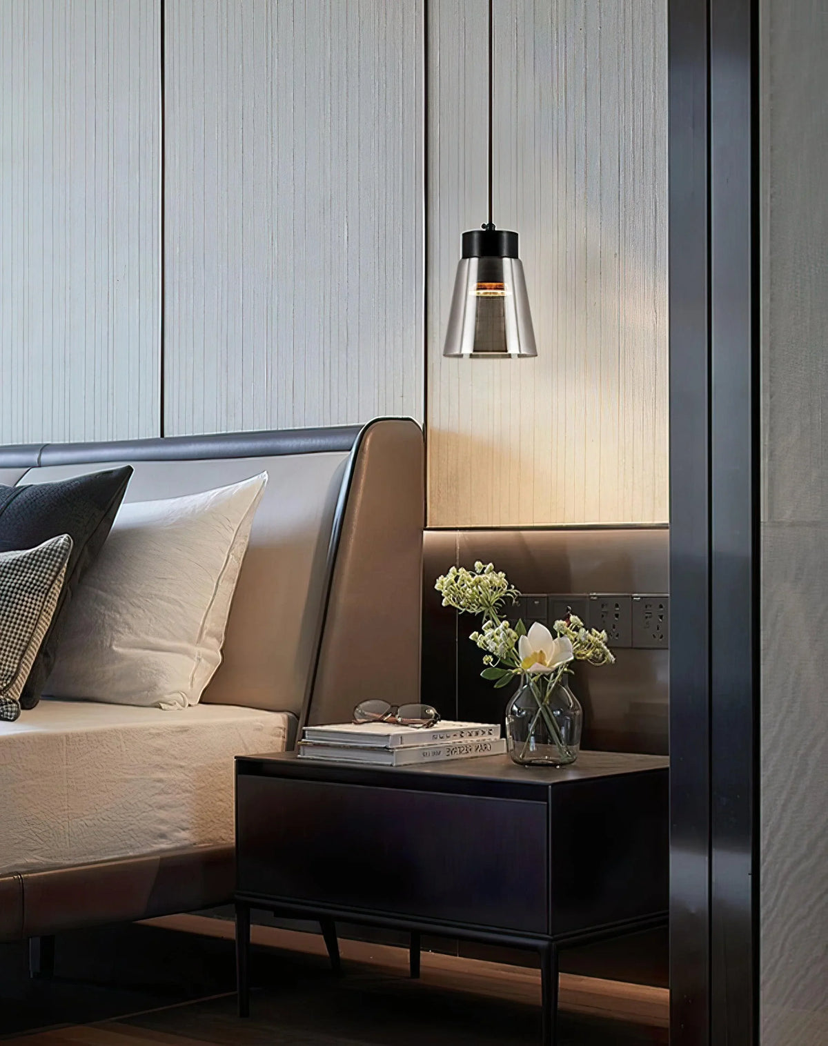 Metavaya Pendant lamp Dia 12cm x H 16cm / ∅ 4.7″ x H 6.3″ / Black Smoke Cone Pendant Lamp 6938617781101 W2023081104-1