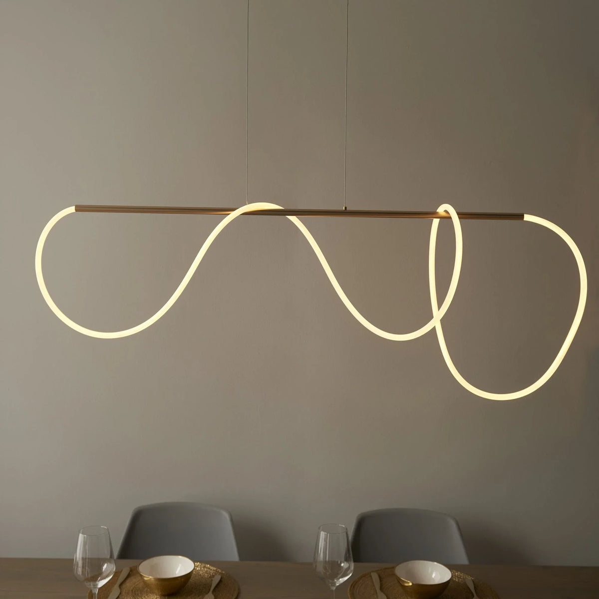 Metavaya Pendant light Tracer Bar Pendant light