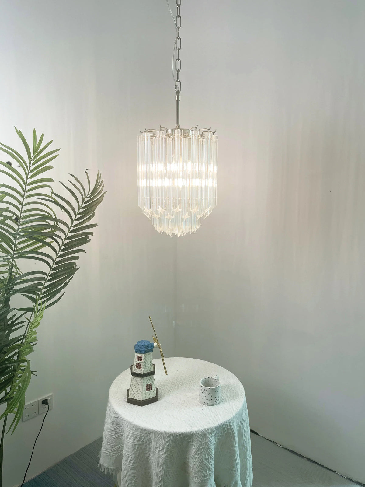 Transparant Prism Chandelier - view 5 | Metavaya