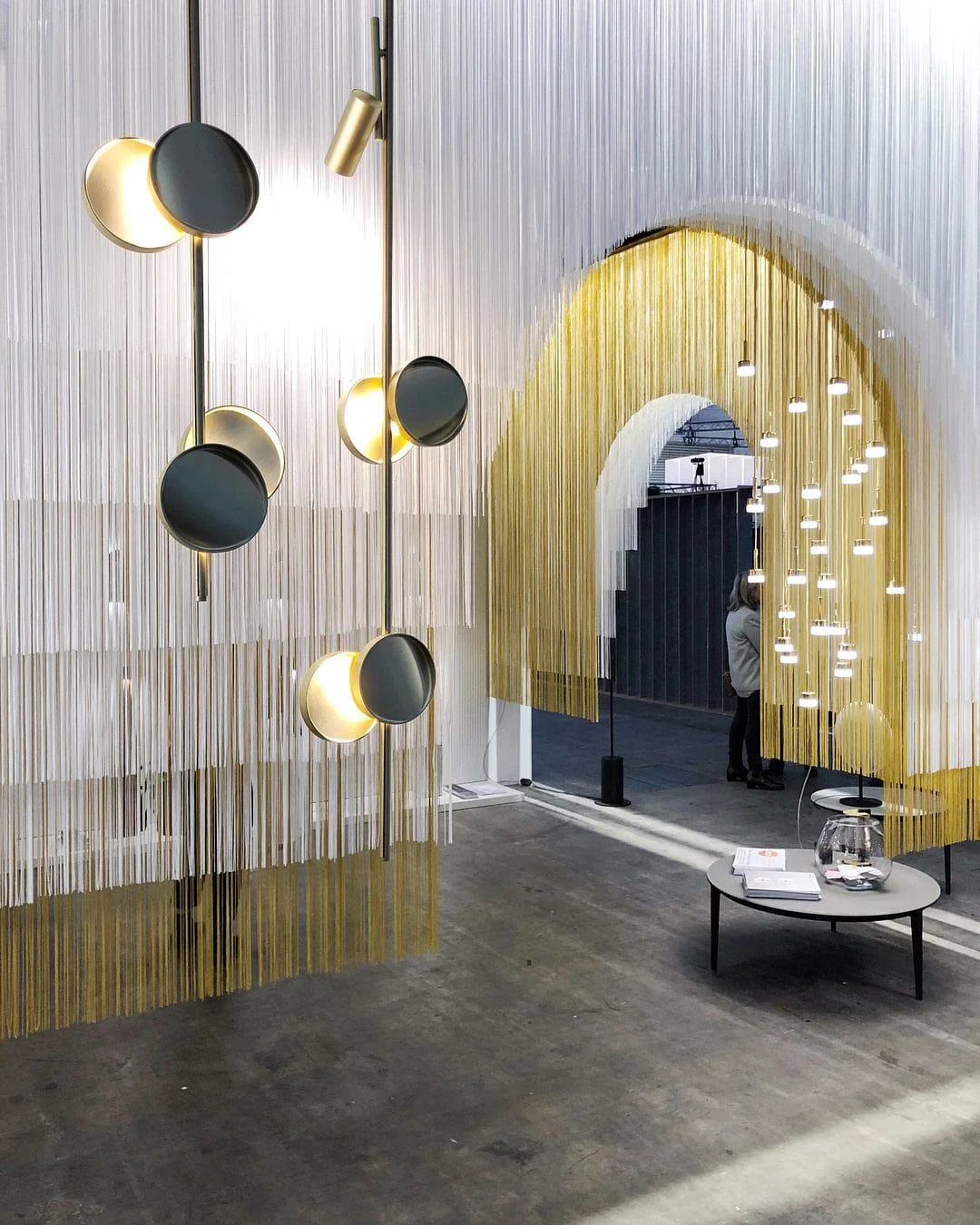 Metavaya Chandelier Typography Cilon Disc