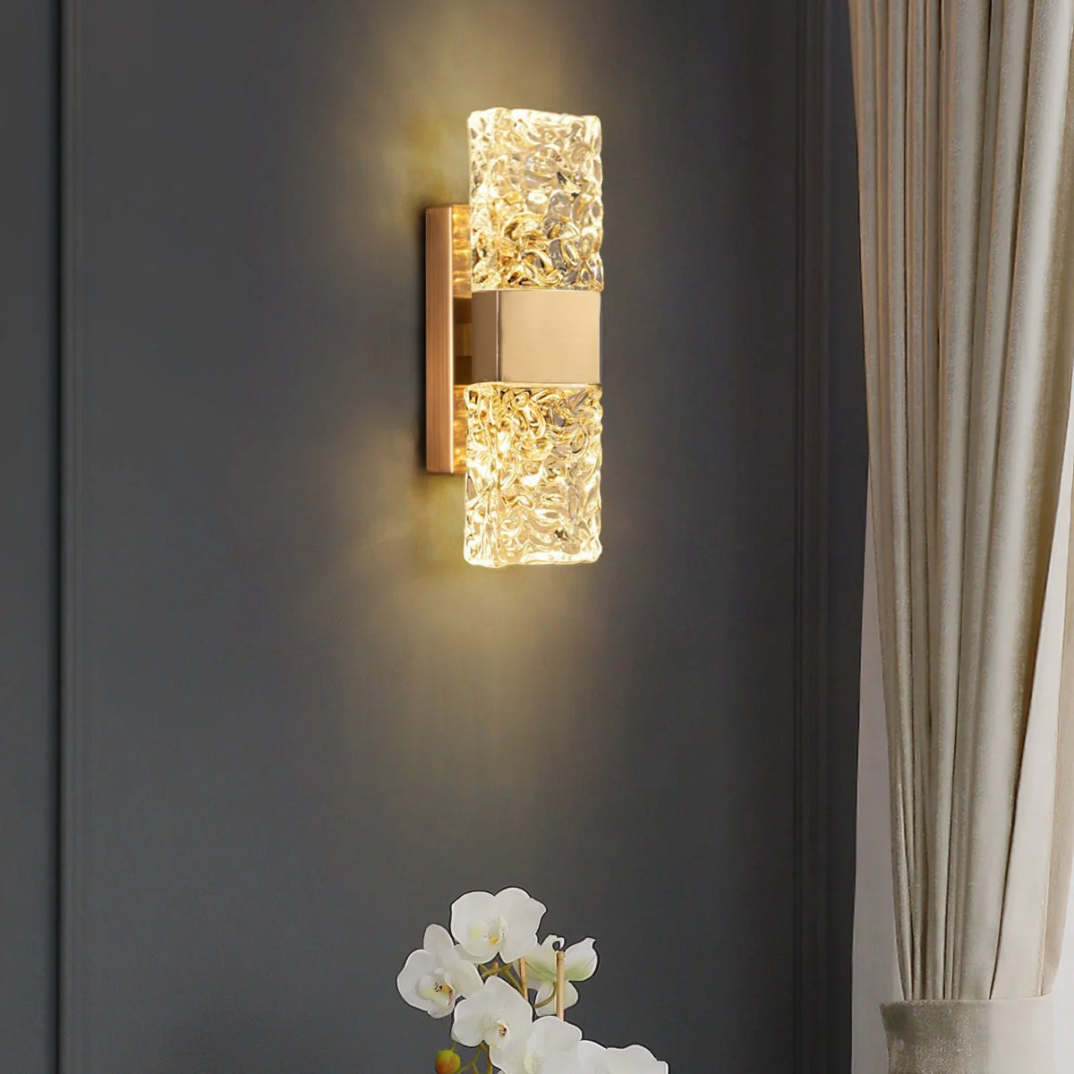 Metavaya Wall lamp Vega Wall Lamp