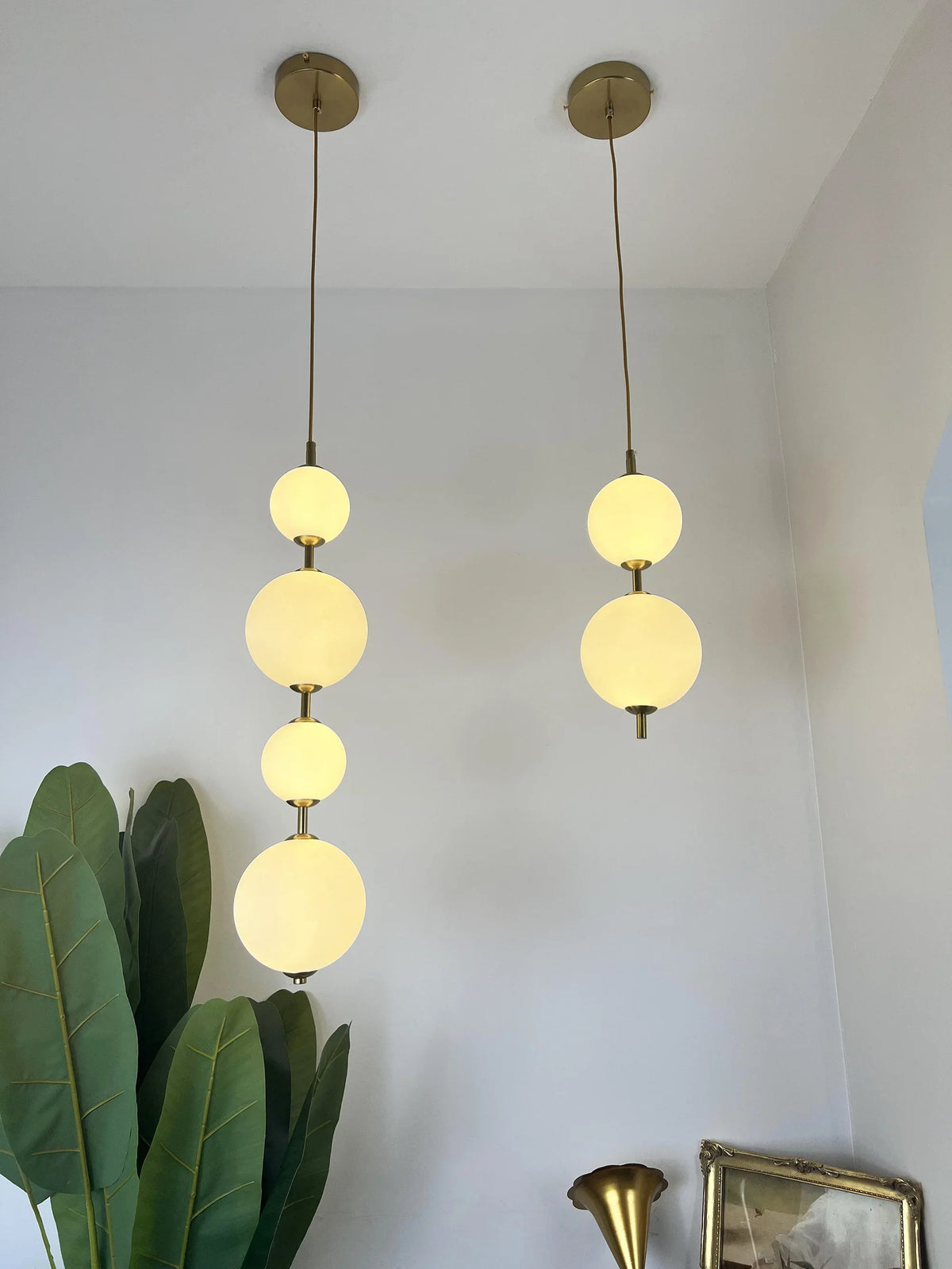 Vertical Globe Pendant Lamp - view 5 | Metavaya