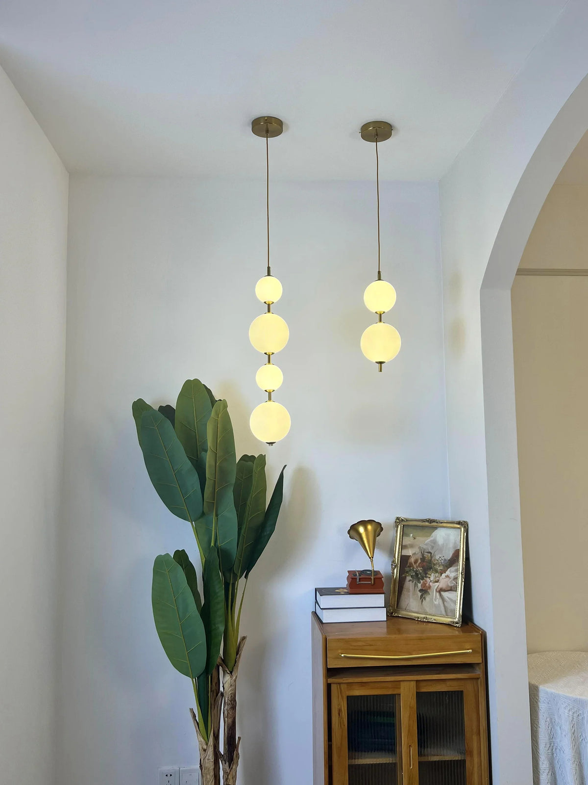 Vertical Globe Pendant Lamp - view 13 | Metavaya