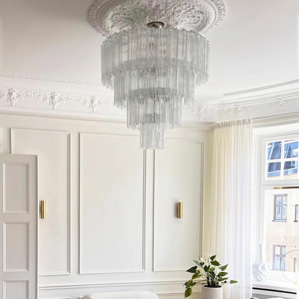 Vintage Transparent Glass Chandelier - view 3 | Metavaya