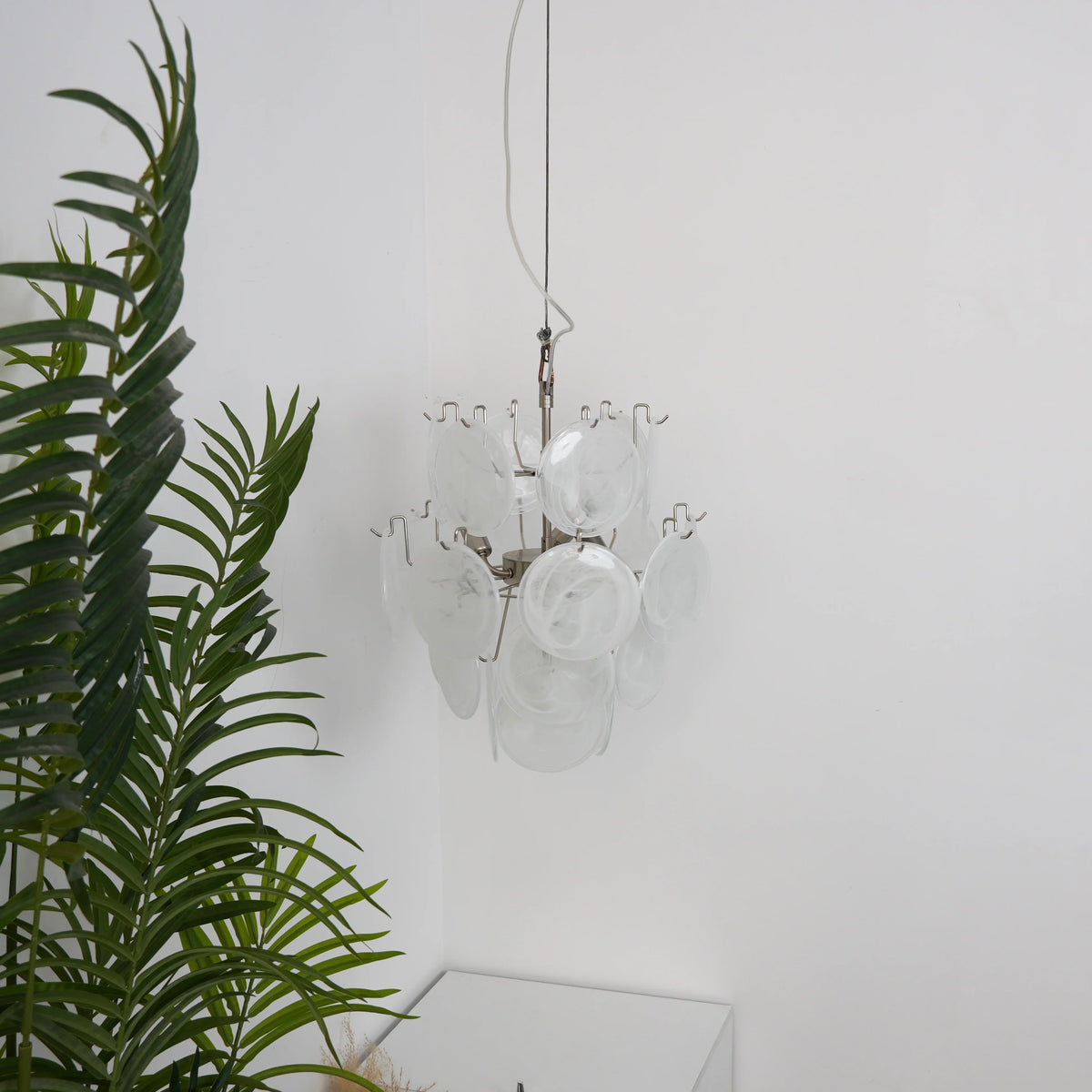 White Murano Disc Glass Chandelier - view 12 | Metavaya