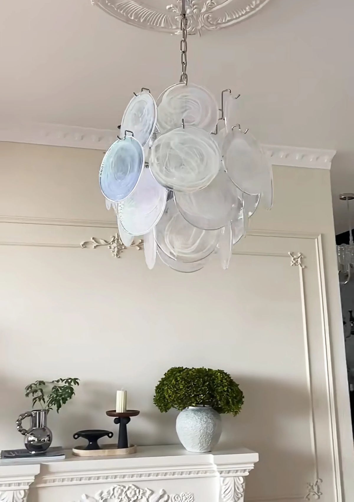 White Murano Disc Glass Chandelier - view 17 | Metavaya