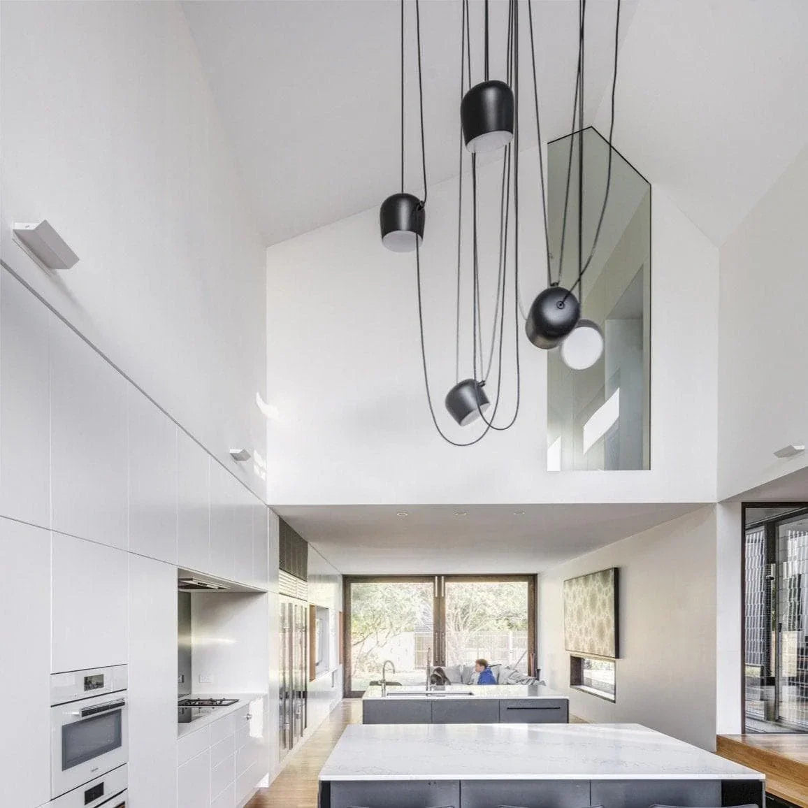 Metavaya Pendant lamp Aim Pendant Lamp AIM 3500K Single Hardwired Pendant in Black and White
