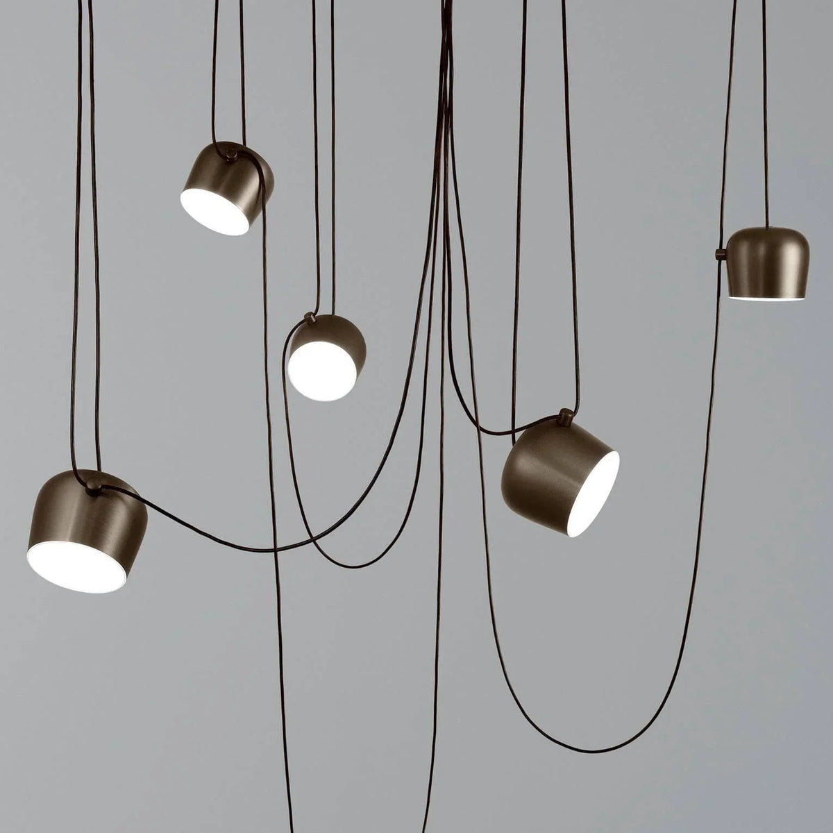 Metavaya Pendant lamp Aim Pendant Lamp AIM 3500K Single Hardwired Pendant in Black and White