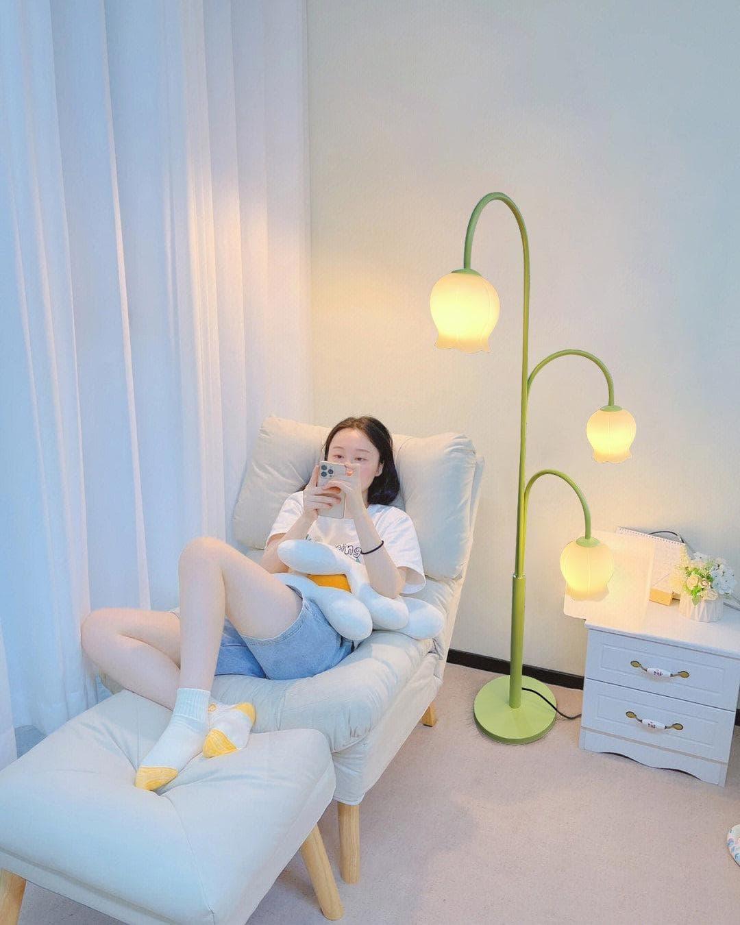 Metavaya Floor lamp Bell Orchid Floor Lamp Bell Orchid Floor Lamp for Sale Online in USA