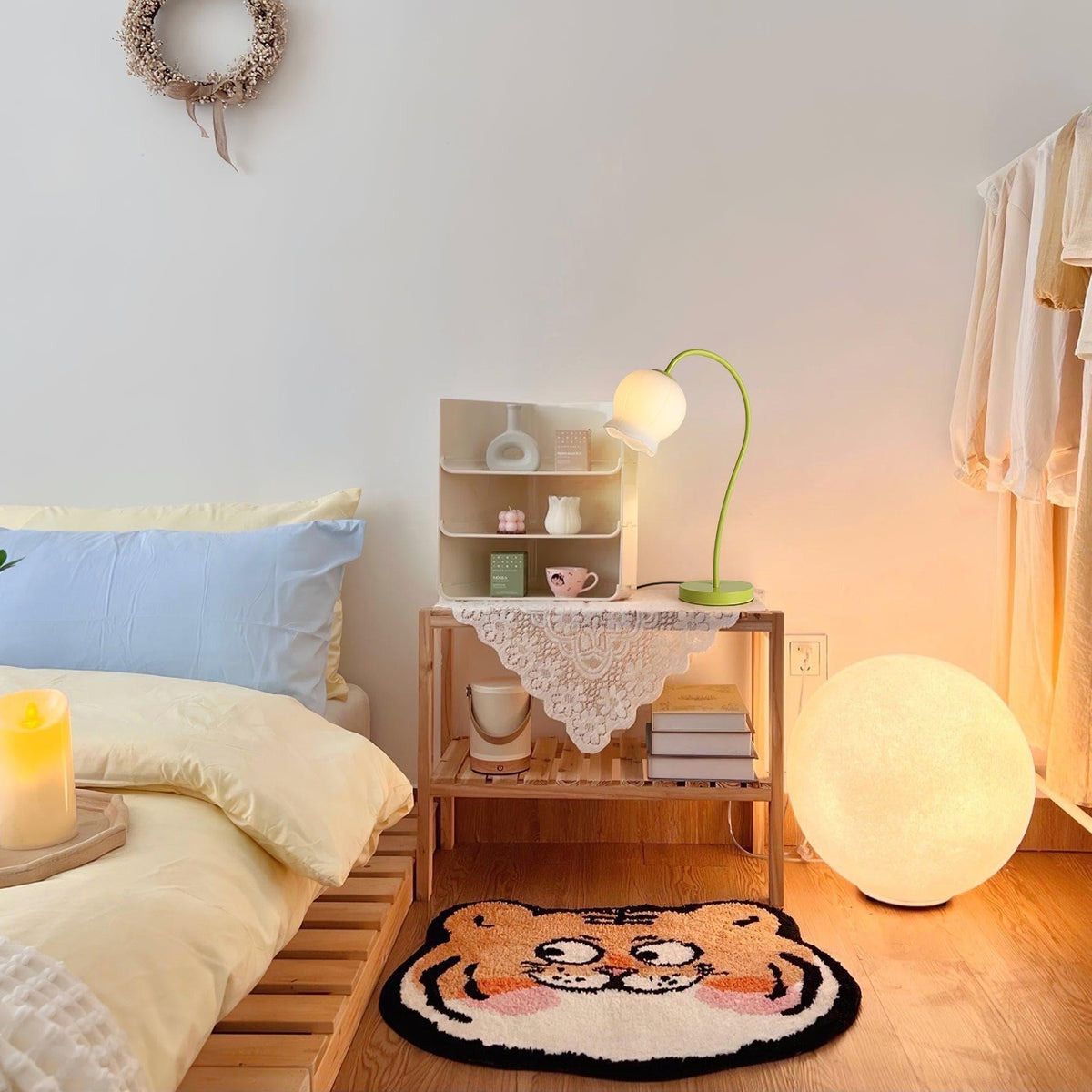 Metavaya Table lamp Bell Orchid Table Lamp Buy Bell Orchid Table Lamp Online in USA/Canada