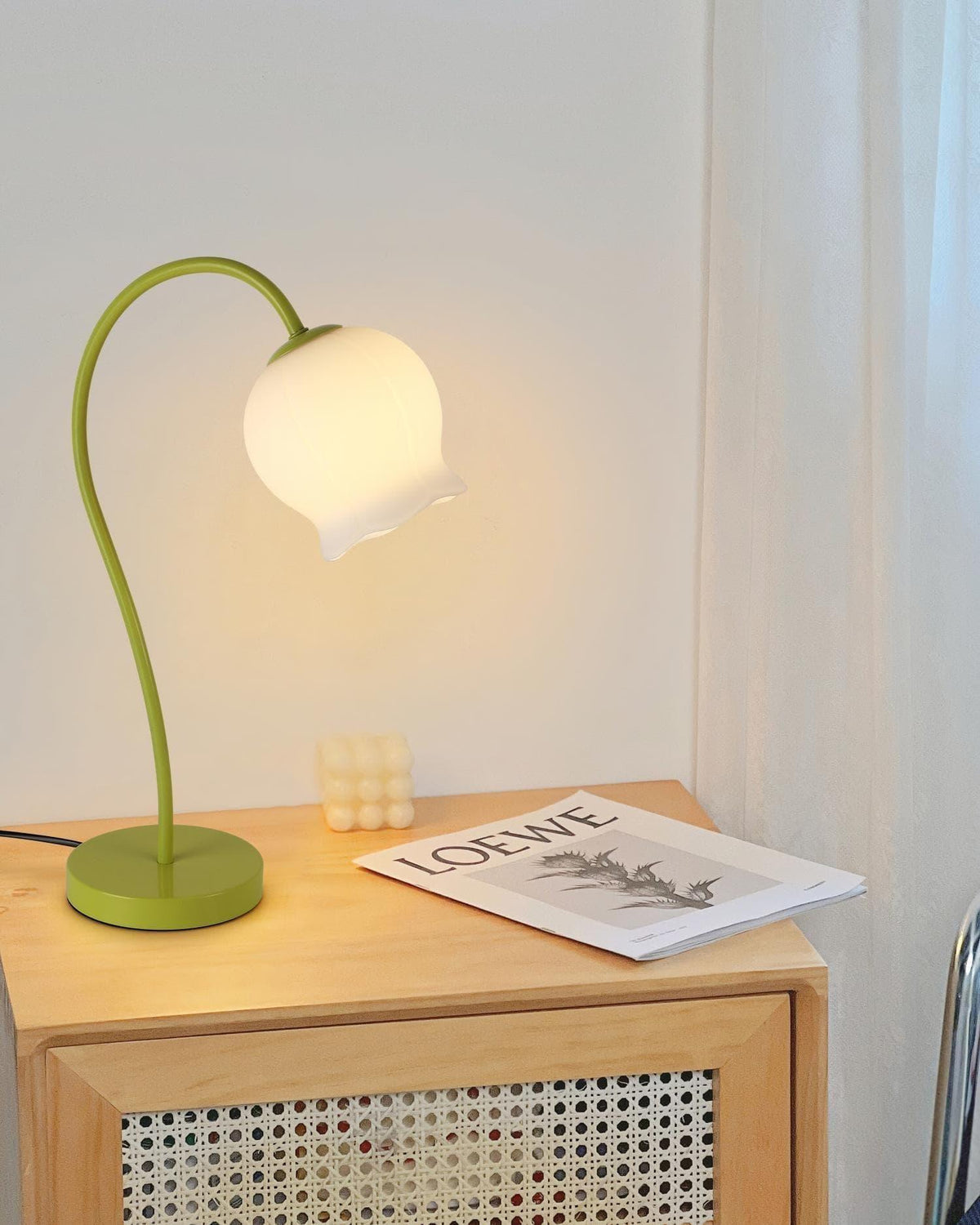 Metavaya Table lamp Bell Orchid Table Lamp Buy Bell Orchid Table Lamp Online in USA/Canada