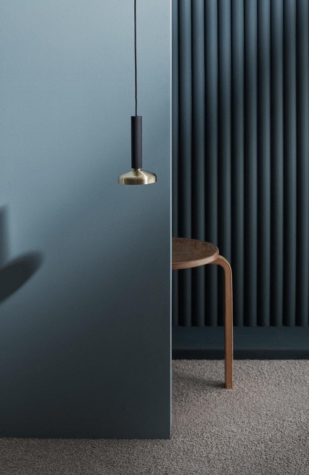 Metavaya Pendant light Dia 14cm x H 26cm / Brass+black Blend Pendant light 653733644753 D-202201060029-1