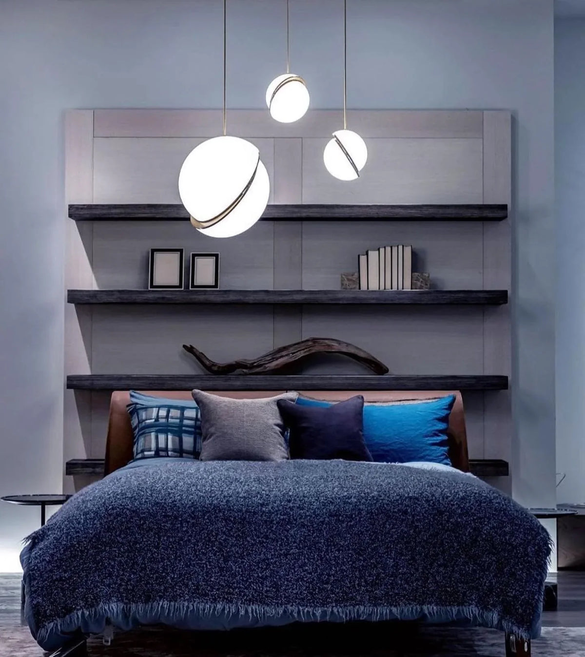 Metavaya Pendant lamp Crescent Pendant Lamp