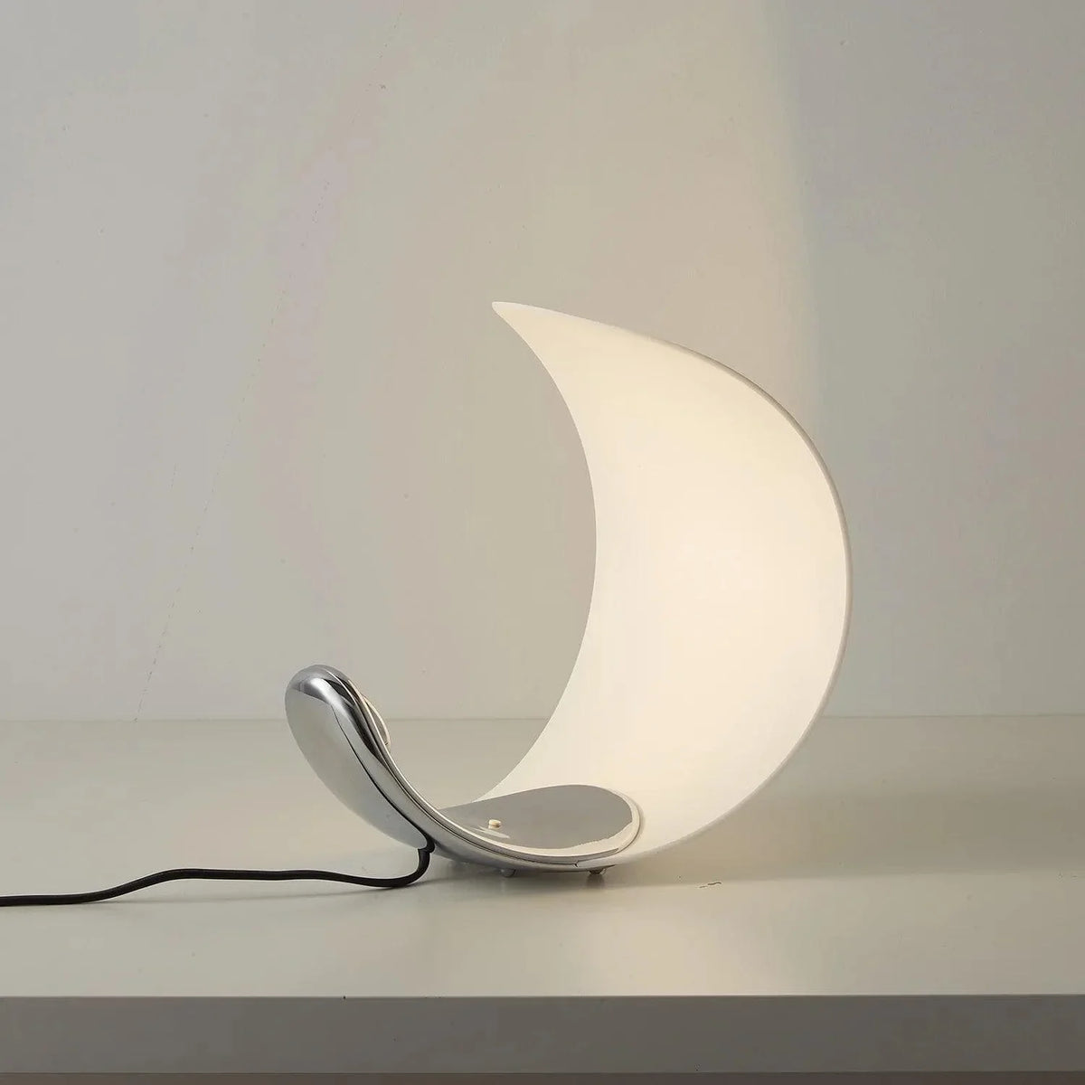 Metavaya Table lamp Curl Table Lamp Curl Table Lamp by Luceplan in USA