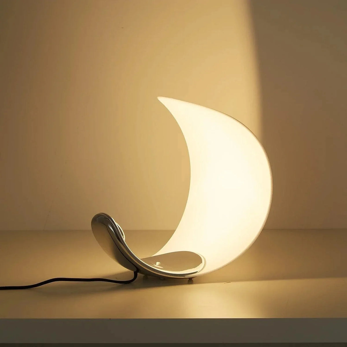 Metavaya Table lamp Curl Table Lamp Curl Table Lamp by Luceplan in USA