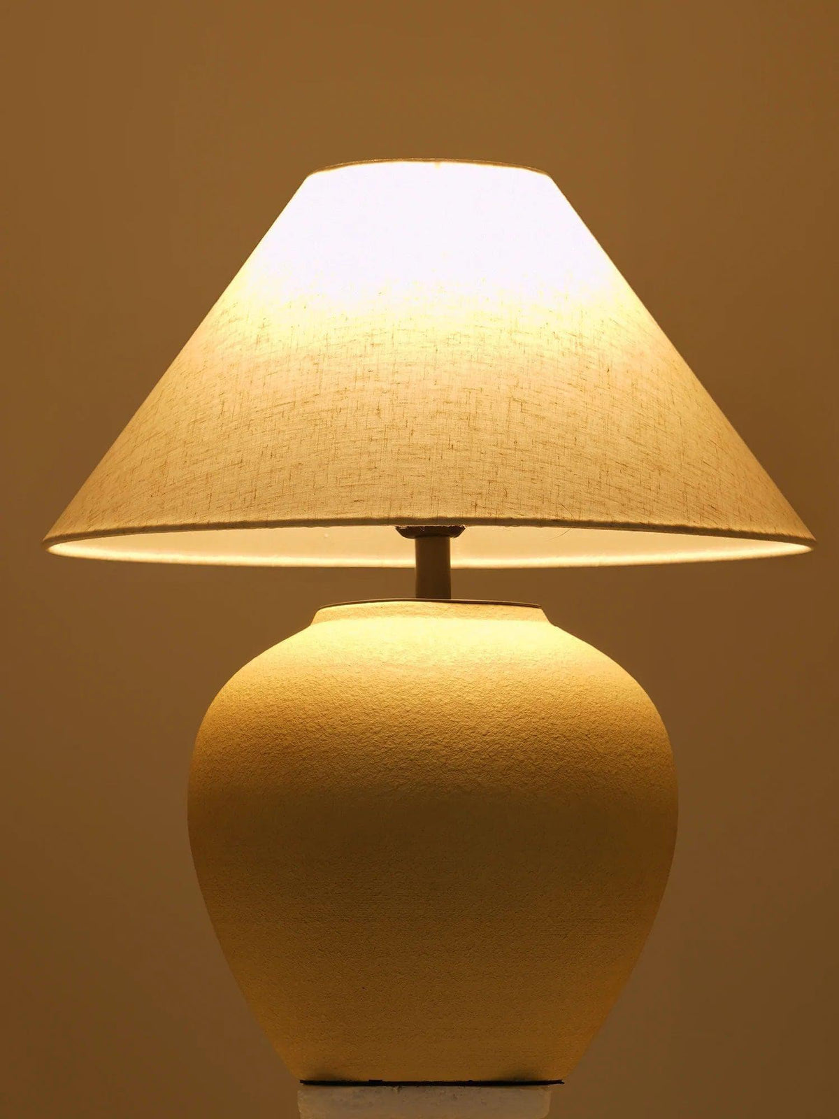 Metavaya Table lamp Decker Table Lamp Purchase Decker Table Lamp Online