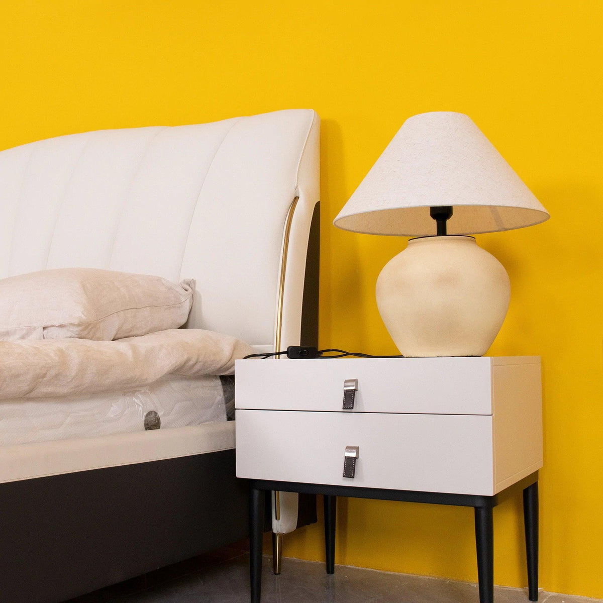 Metavaya Table lamp Decker Table Lamp Purchase Decker Table Lamp Online