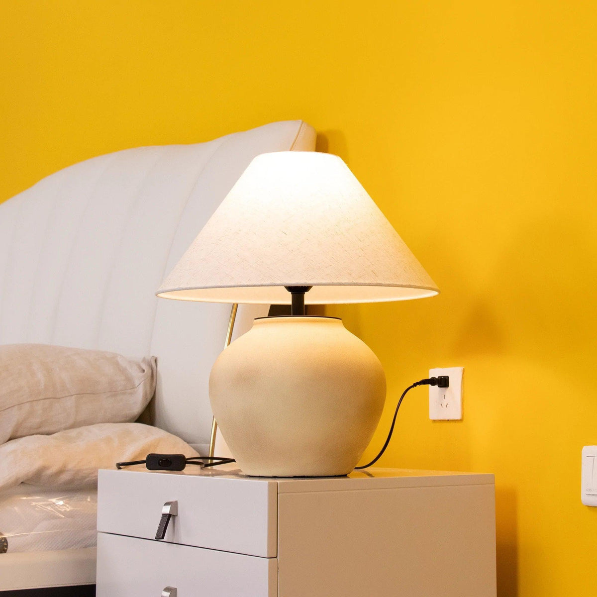 Metavaya Table lamp Decker Table Lamp Purchase Decker Table Lamp Online