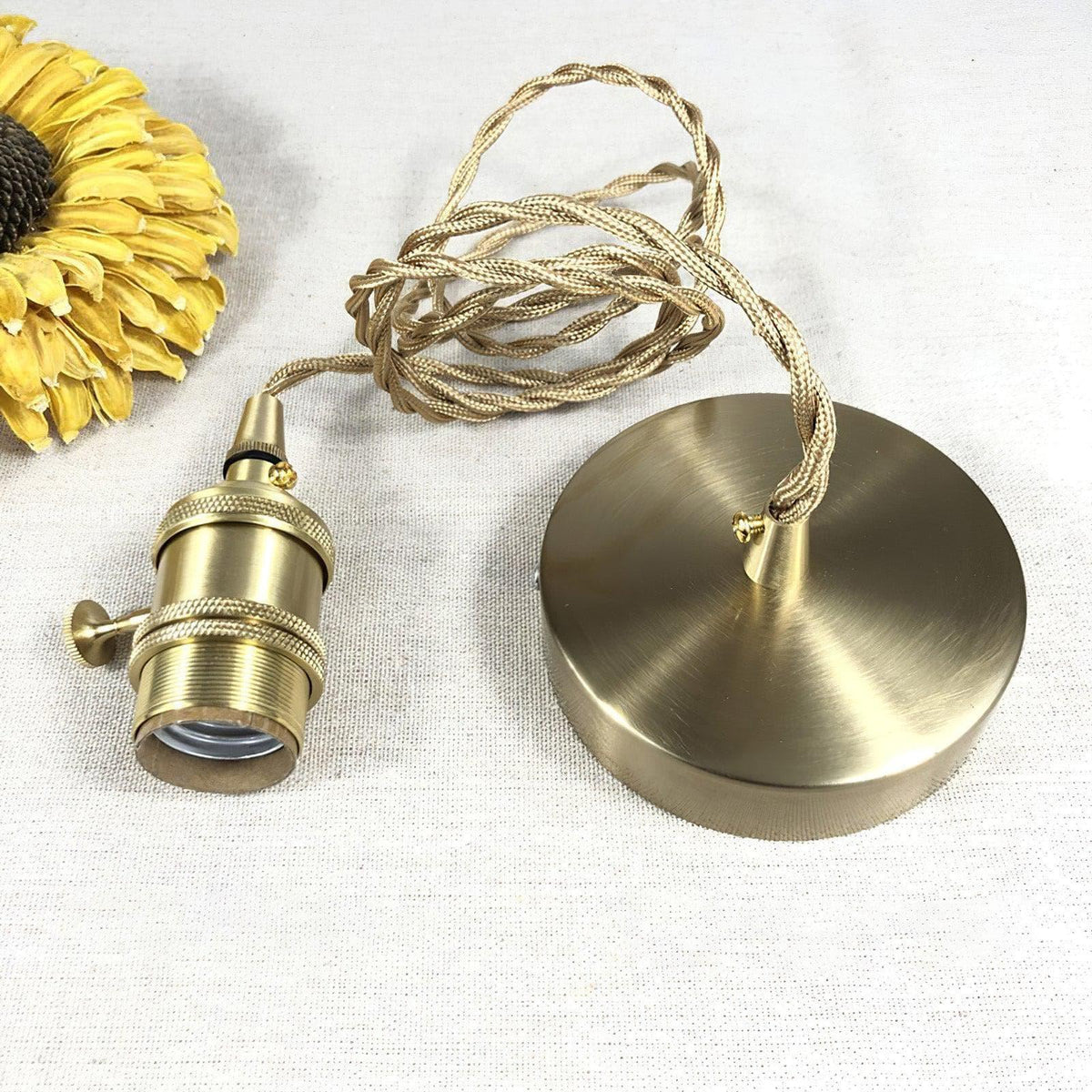 Metavaya Pendant lamp Dia 20cm x H 17cm / Gold Eva Pendant Light 21213160435 M2022102201-1 Eva Pendant Light for Sale in USA/Canada