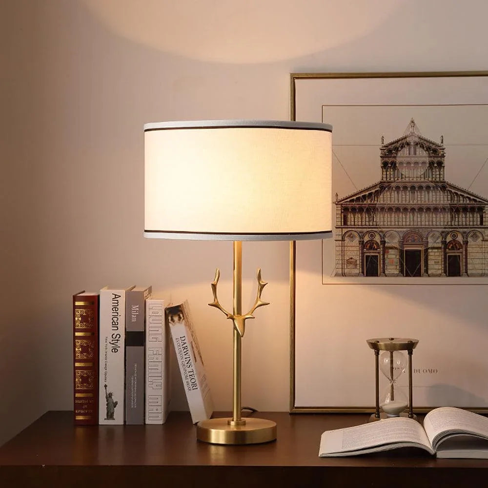 Metavaya Table lamp Golden antler Table lamp