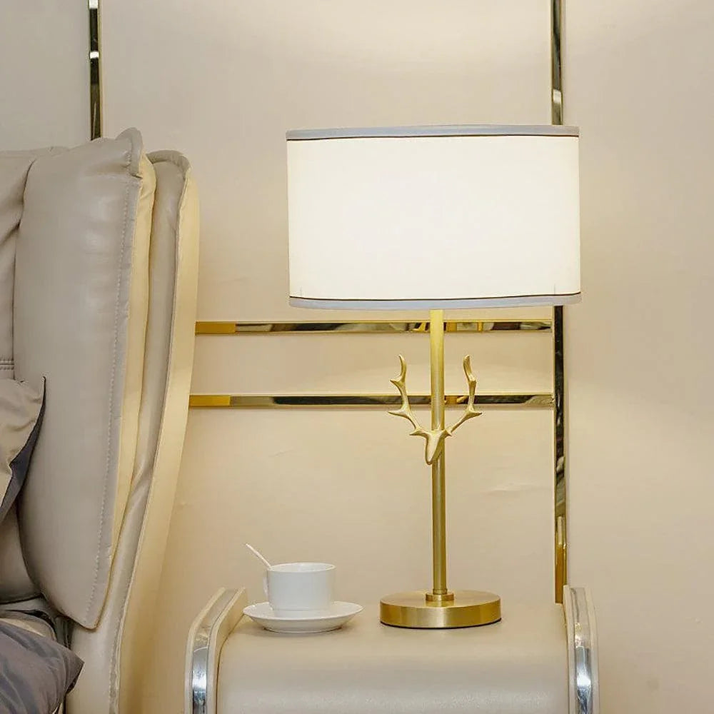 Metavaya Table lamp Golden antler Table lamp