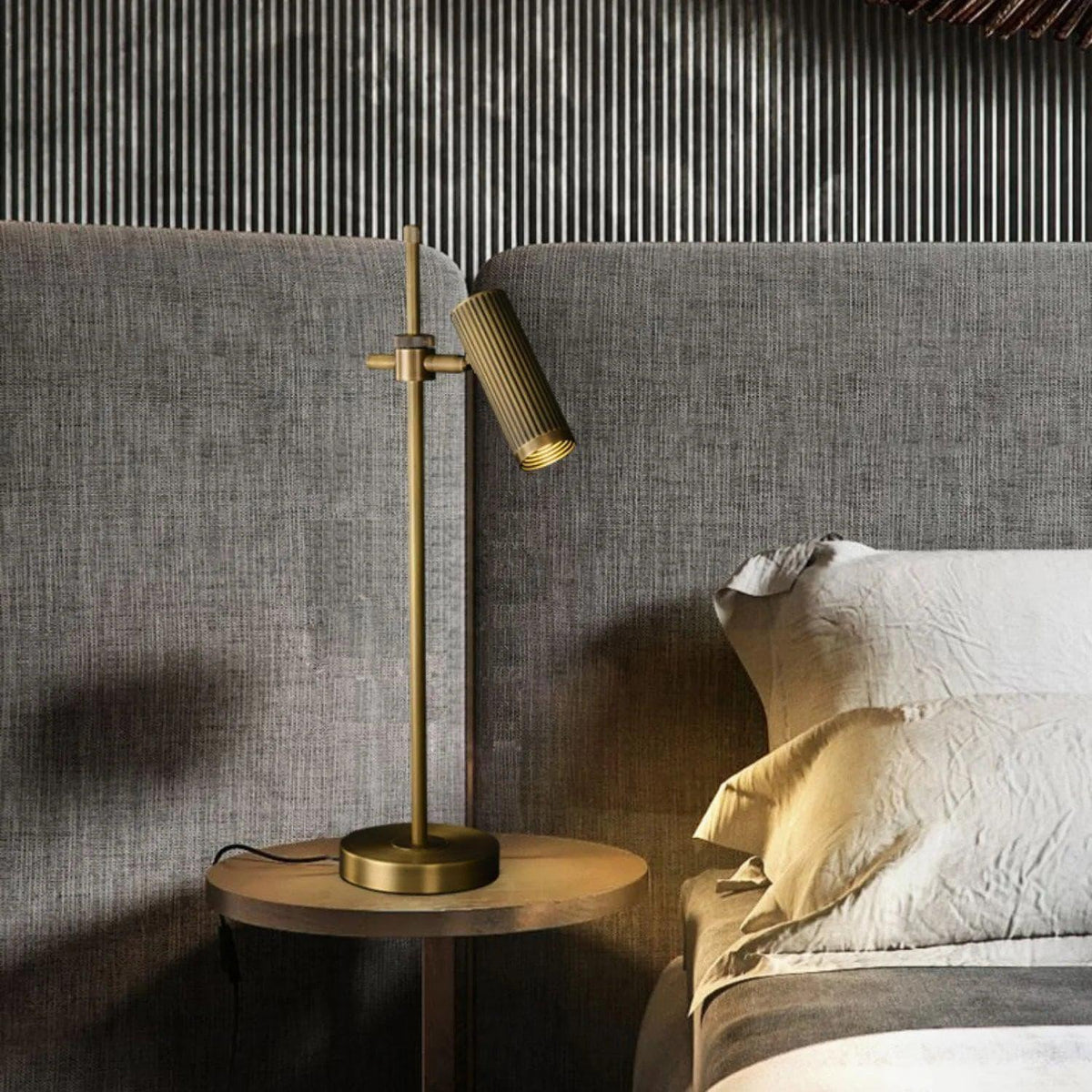 Metavaya Table lamp Hubble Table Lamp Hubble Table Lamp & Desk Lamp for Sale