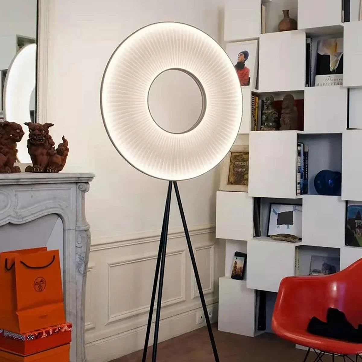 Metavaya Floor lamp Dia 60cm x H 165cm / ∅ 23.6″ x H 65″ / Cool White / US plug Iris Floor Light 336019217154 M202302193-5 Iris Floor Light | Iris LED Floor Lamp