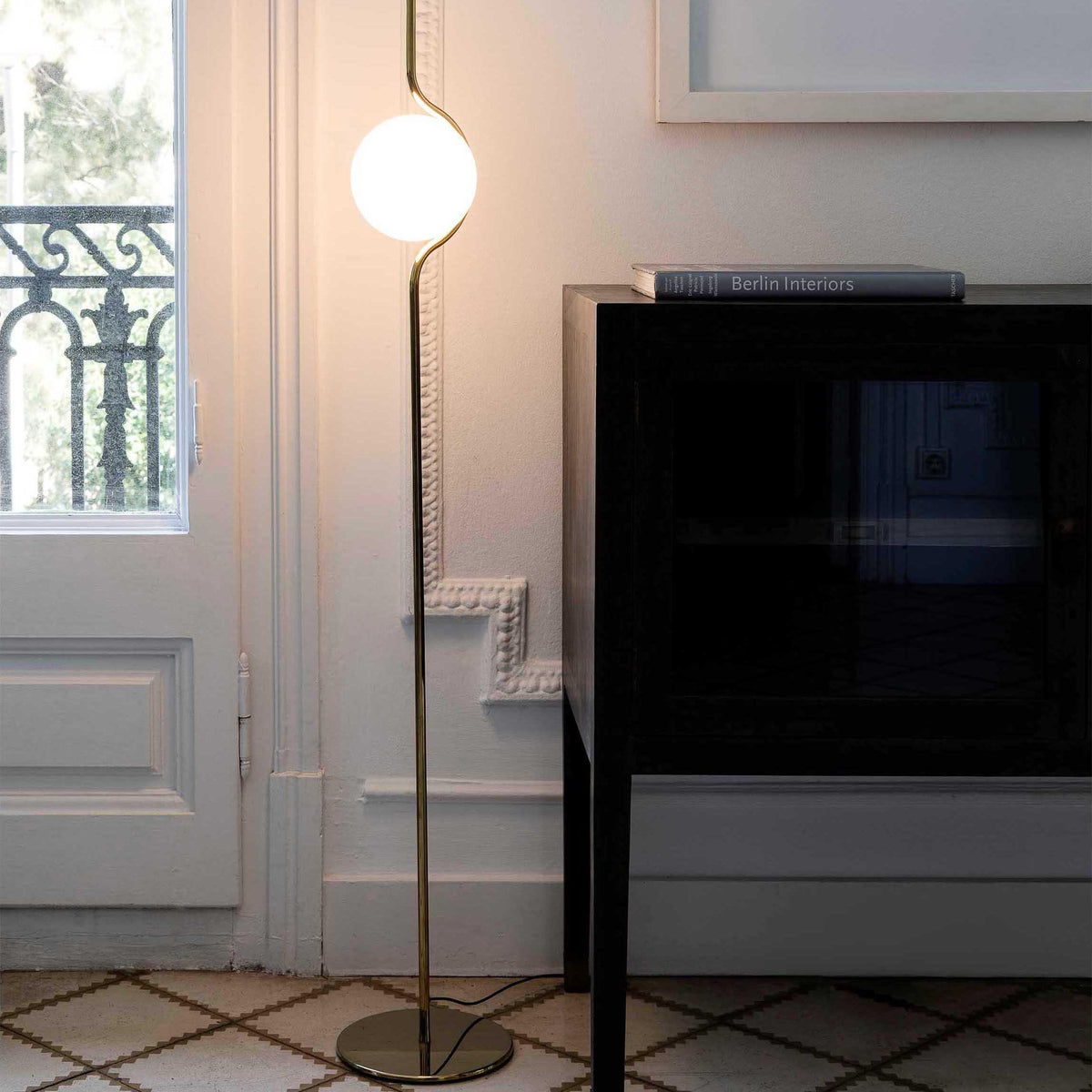 Metavaya Floor lamp Dia 20cm x H 118cm / Gold / US plug Levita Floor lamp 653733640212 M-202112211705-1 Levita Floor Lamps for Sale in USA