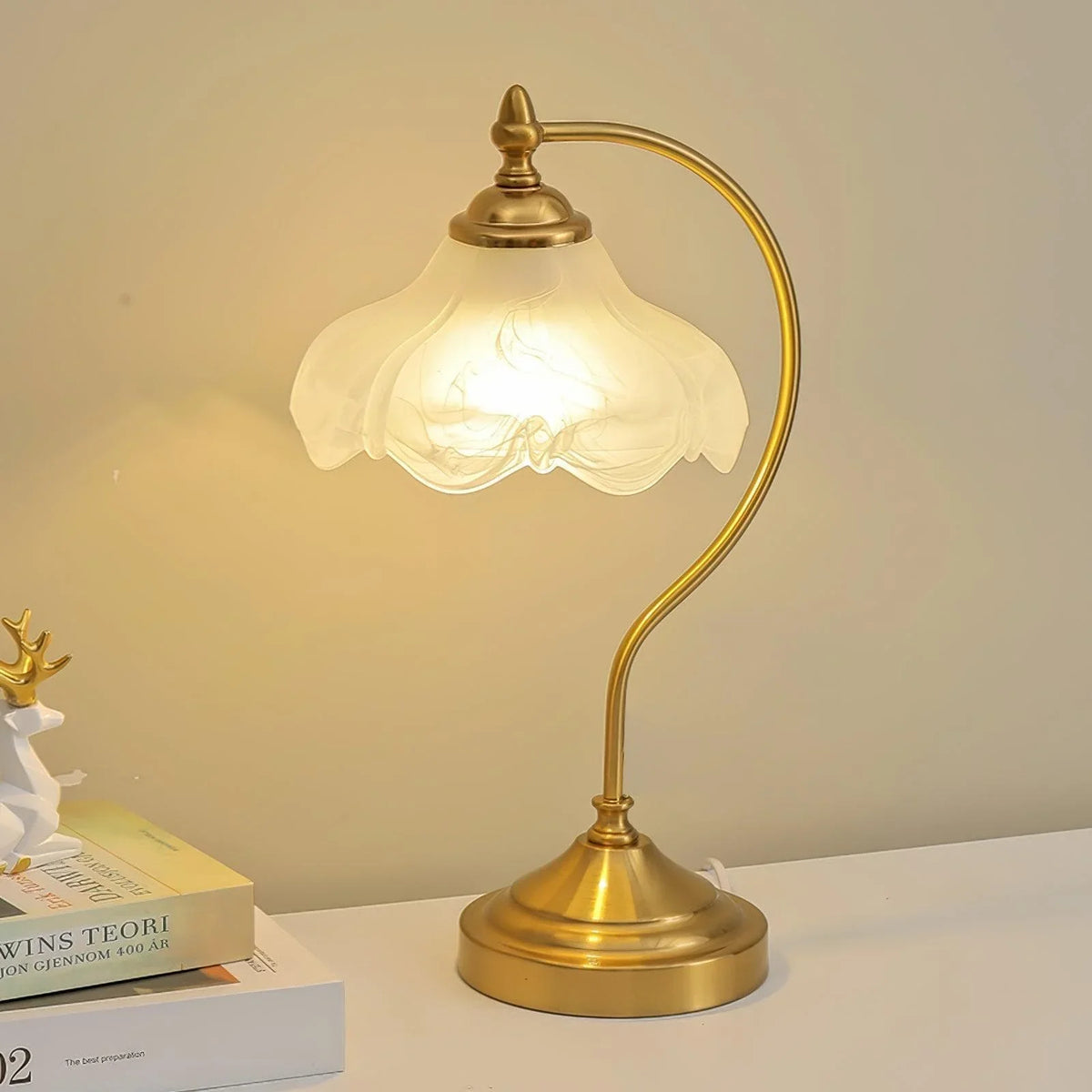Metavaya Table lamp Magnolya Flower Table Lamp Shop Magnolia Flower Table Lamp Online