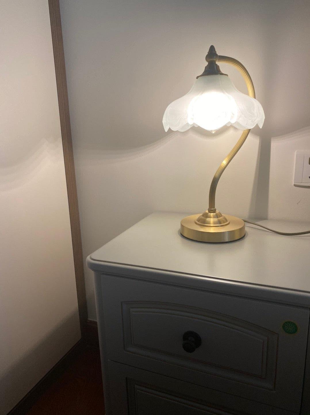 Metavaya Table lamp Magnolya Flower Table Lamp Shop Magnolia Flower Table Lamp Online
