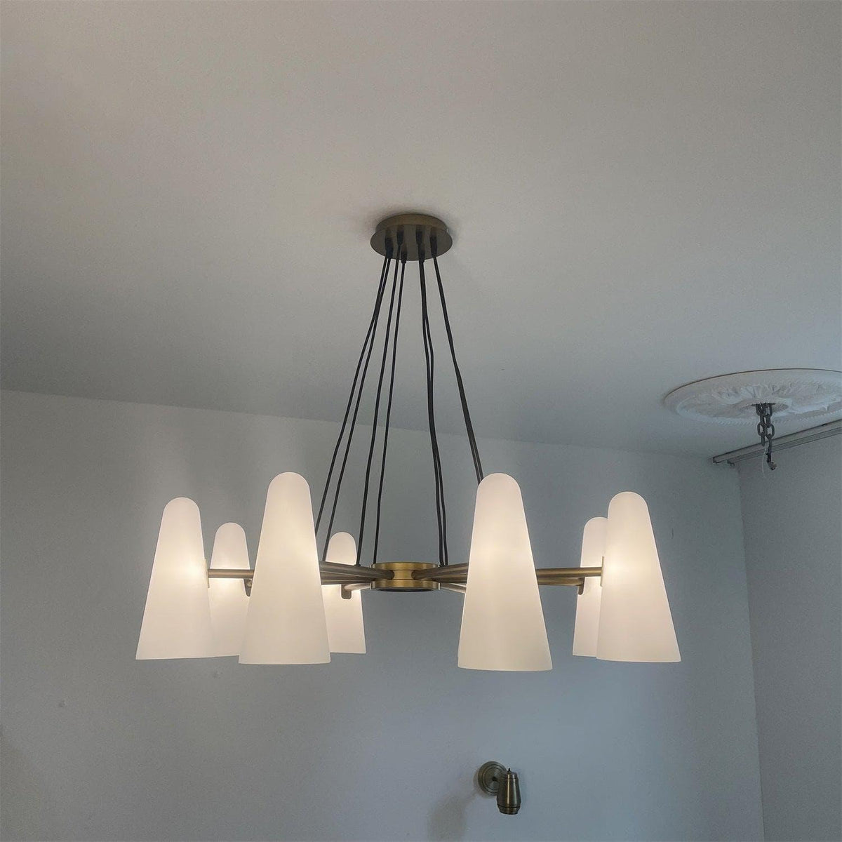 Metavaya Chandelier Montfaucon Chandelier Shop Montfaucon Chandelier Online