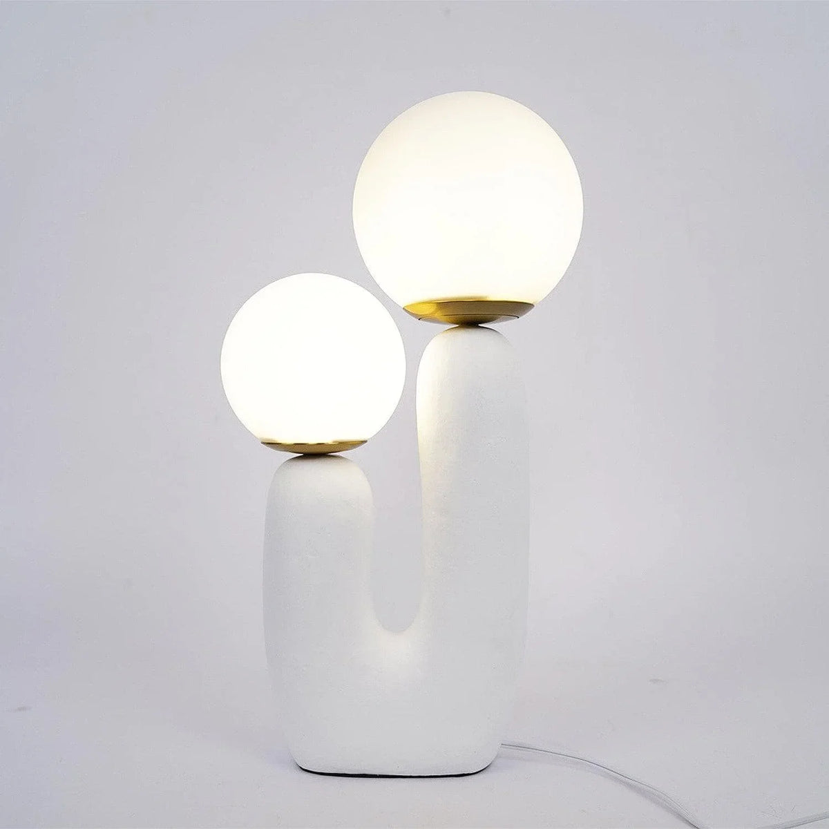 Metavaya Table lamp Dia 22cm x H 45cm / White / US Plug Oo Table lamp 653733644272 T-202112170012-9 Oo Table Lamp & Light Fixtures