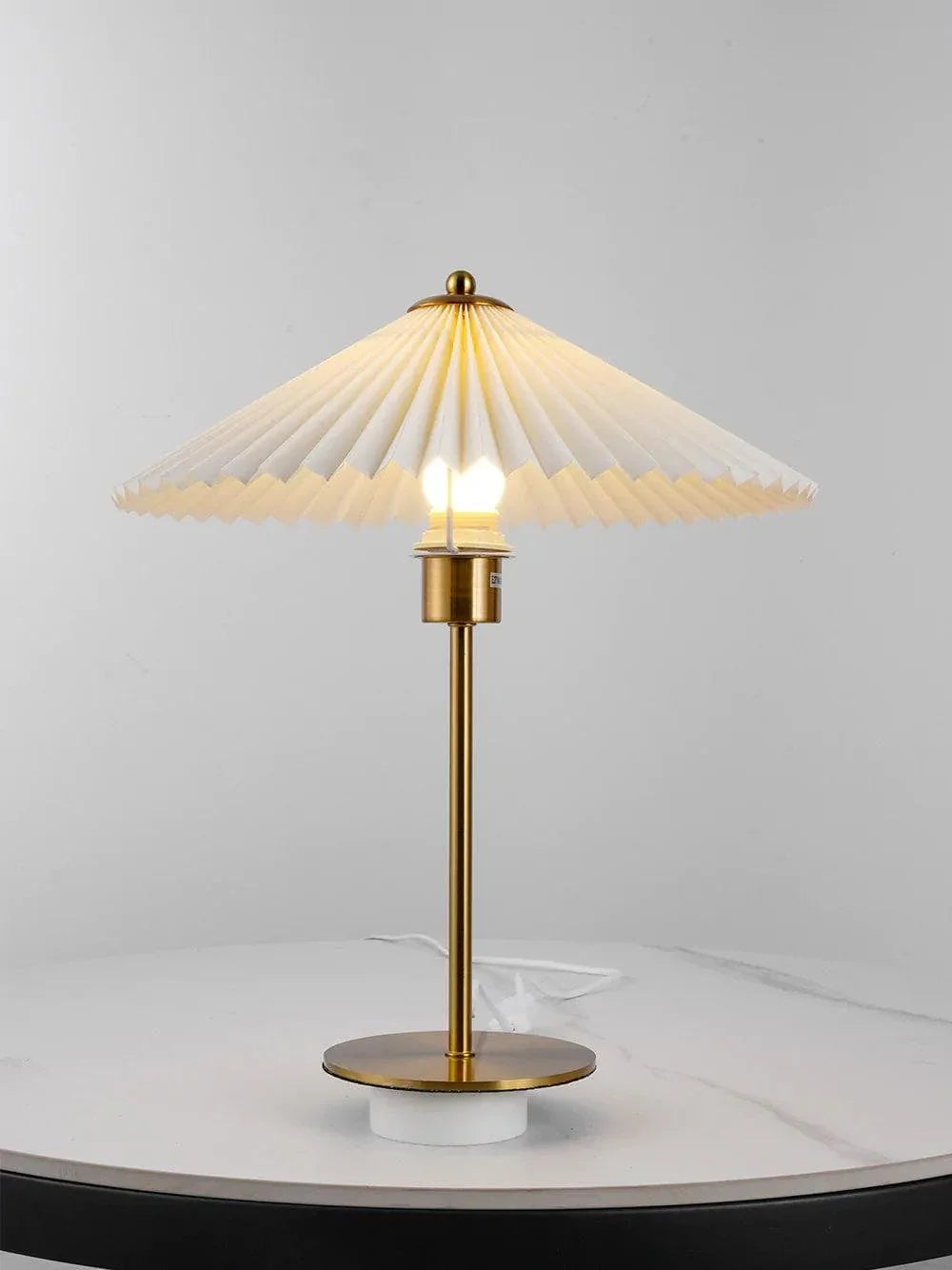 Metavaya Table lamp Perla Pleated Table Lamp