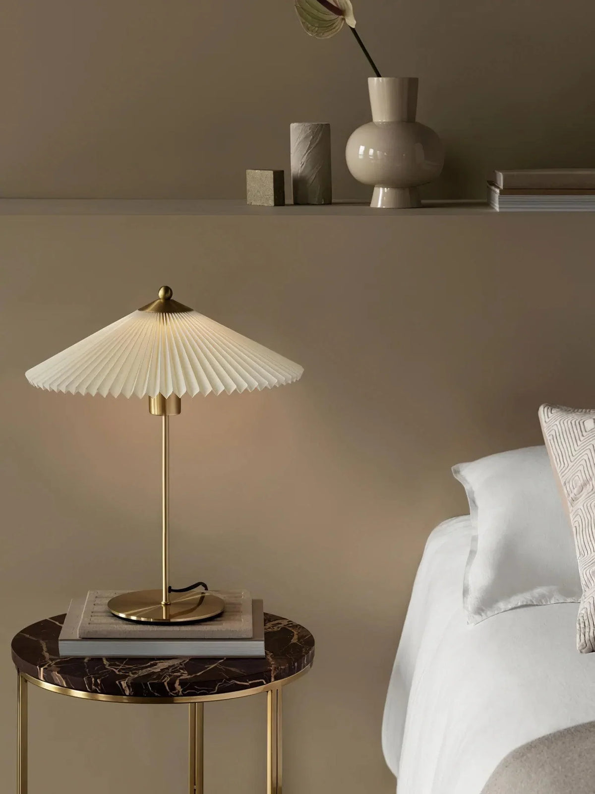 Metavaya Table lamp Perla Pleated Table Lamp