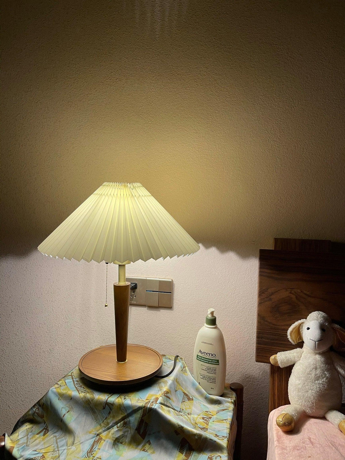 Metavaya Table lamp Pleated Table Lamp Buy Pleated Table Lamp Online in USA
