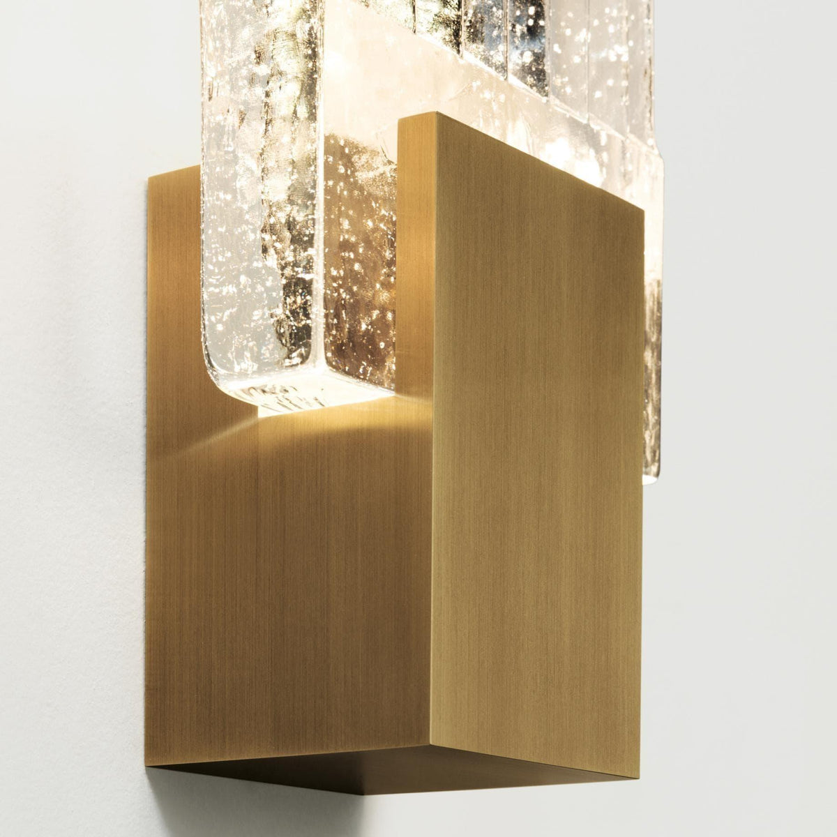 Metavaya Ceiling Lamp Pleated glass Sconce