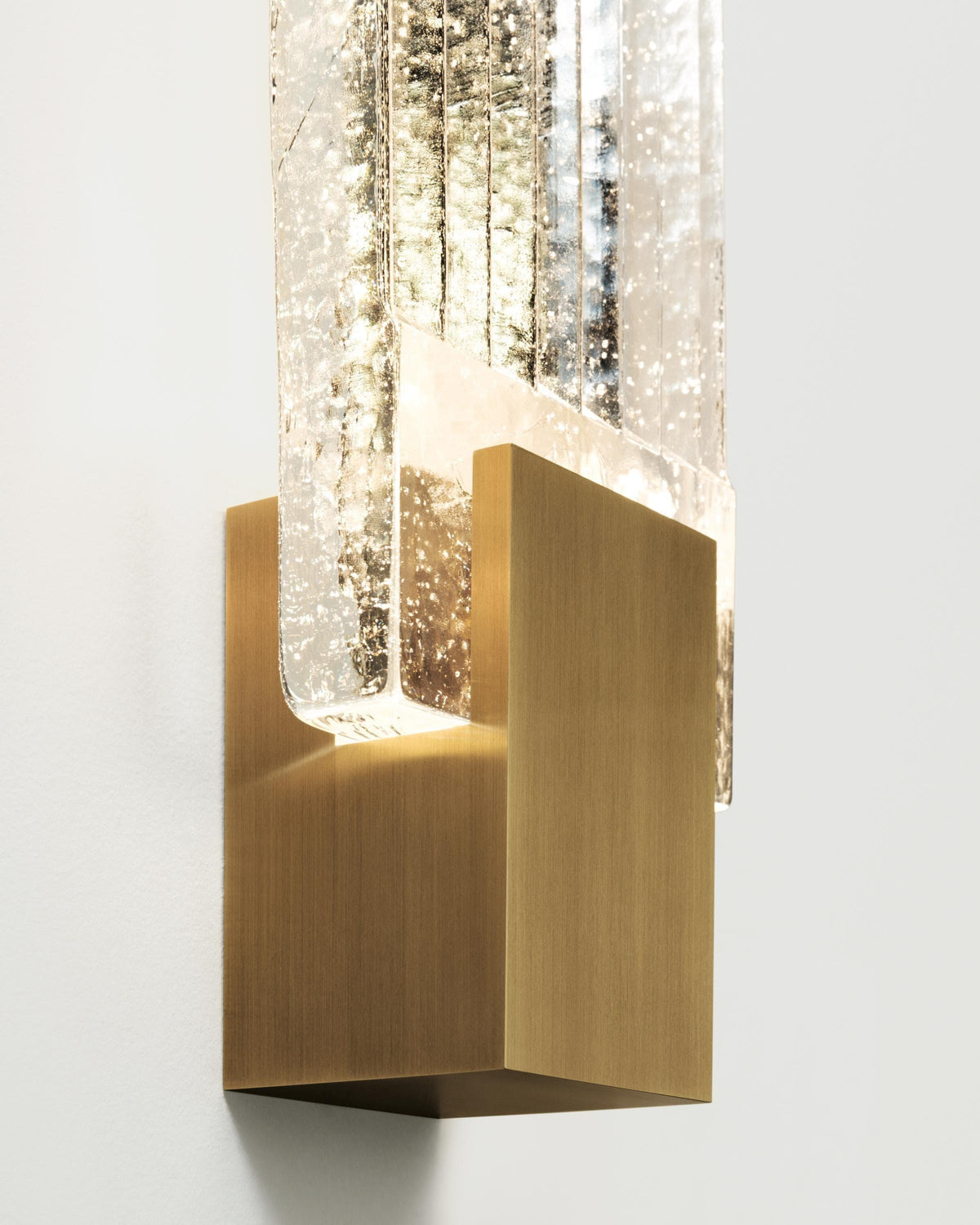 Metavaya Ceiling Lamp Pleated glass Sconce