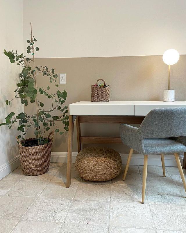 Metavaya Table lamp Sphere stem Table lamp