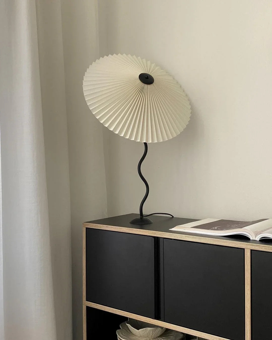 Metavaya Table lamp Squiggle Table lamp Shop Squiggle Table Lamps Online