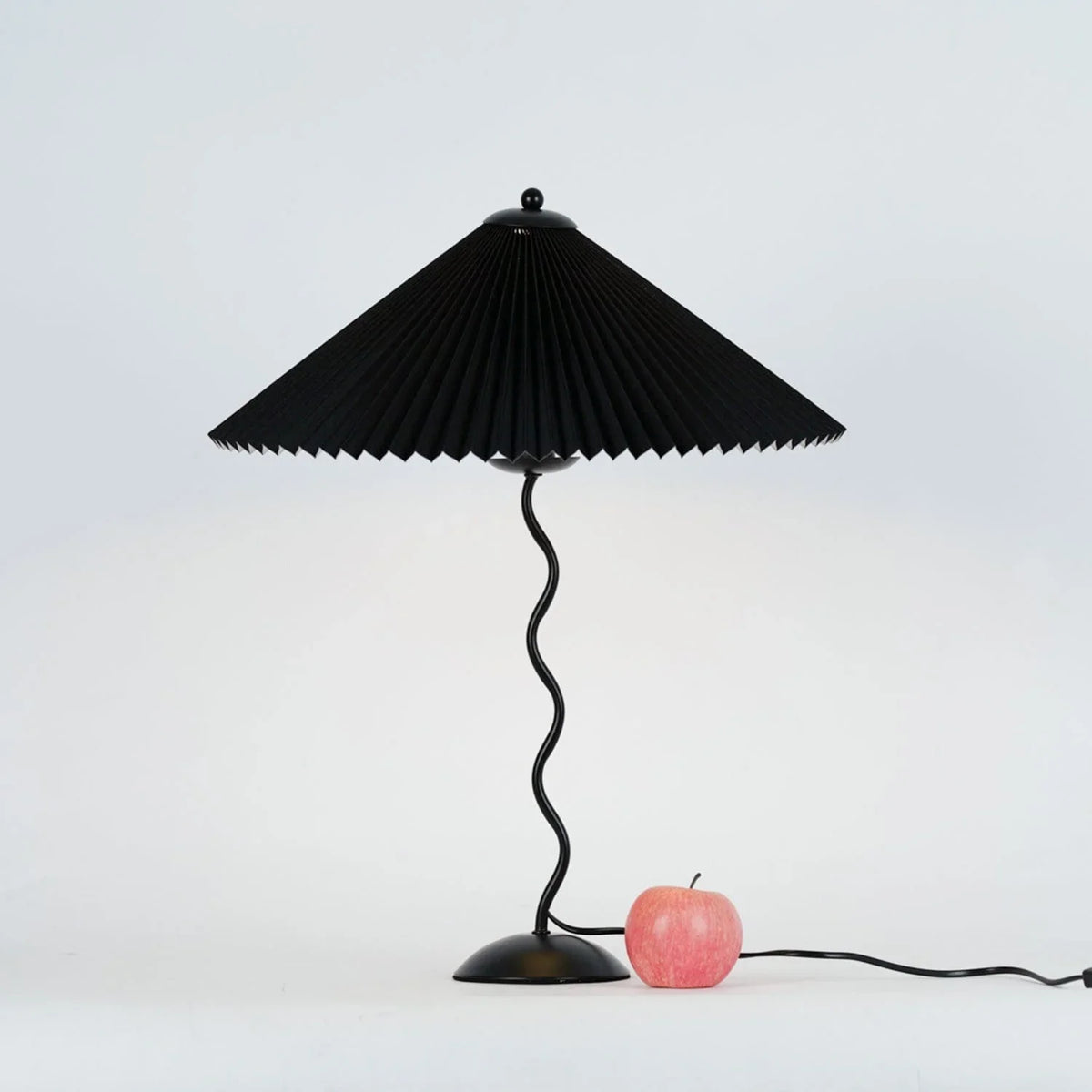 Metavaya Table lamp Dia 43cm x H 75cm / Black / US plug Squiggle Table lamp 653733644265 T-202112170011-13 Shop Squiggle Table Lamps Online