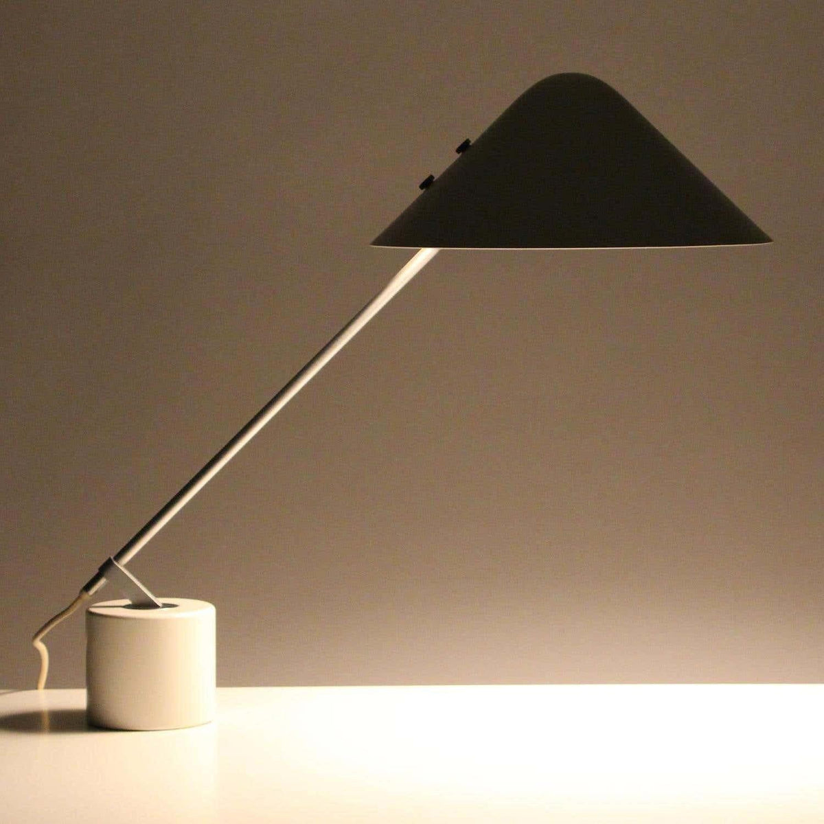 Metavaya Table lamp Swing Table Lamp Shop Swing Table Lamps Online