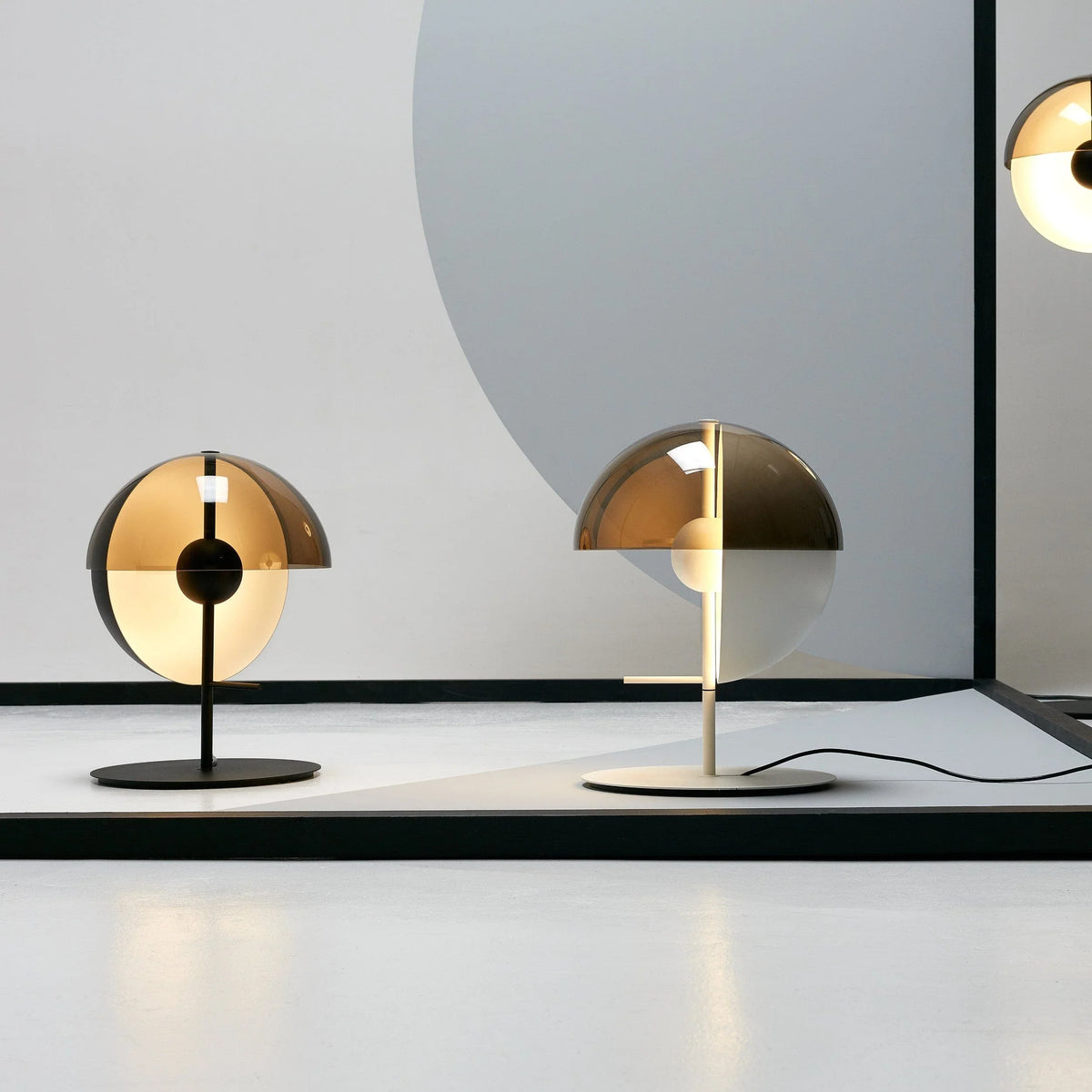 Metavaya Table lamp Theia Table lamp Shop Theia Table Lamp - Upgrade Your Desk Setup