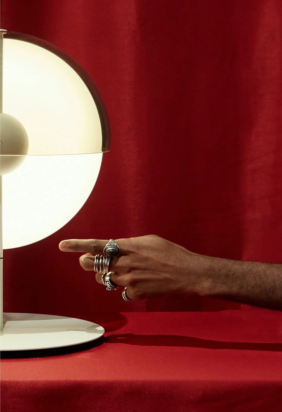 Metavaya Table lamp Theia Table lamp Shop Theia Table Lamp - Upgrade Your Desk Setup